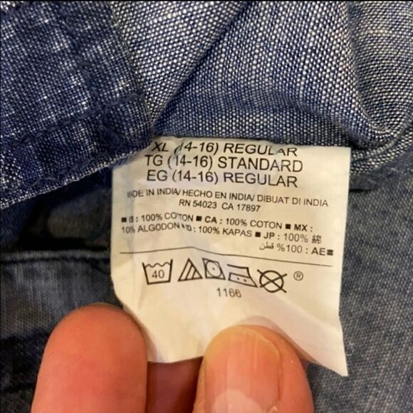 NWT Old Navy Long Sleeved Button-Down Denim Shirt Buffalo Plaid Sz XL (14-16) - Picture 6 of 7